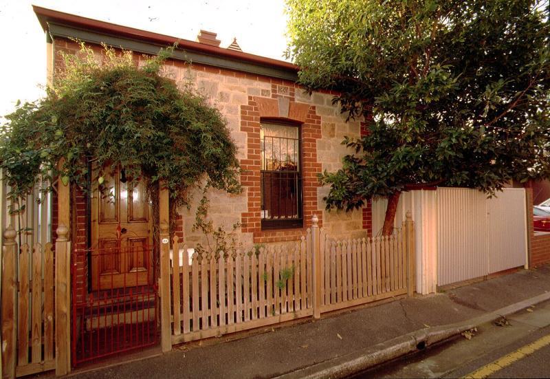 North Adelaide Heritage Cottage & Apartments Extérieur photo